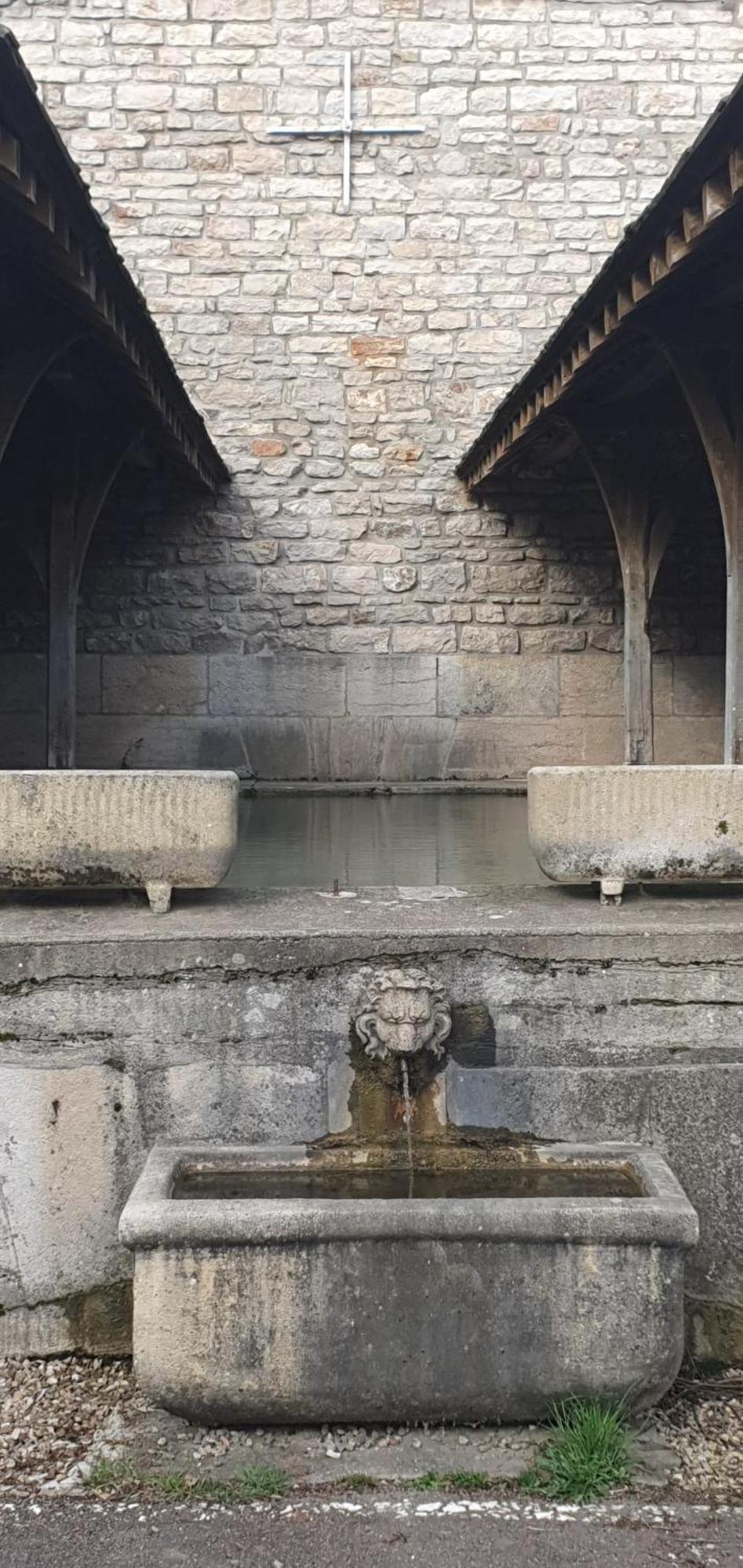 La Petite Porte Verte Bouilland Exteriér fotografie